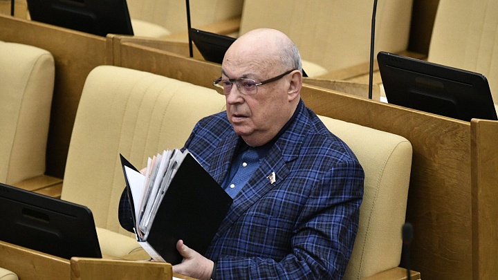Ресин: в Москве храм Трех Святителей откроют в конце июня
