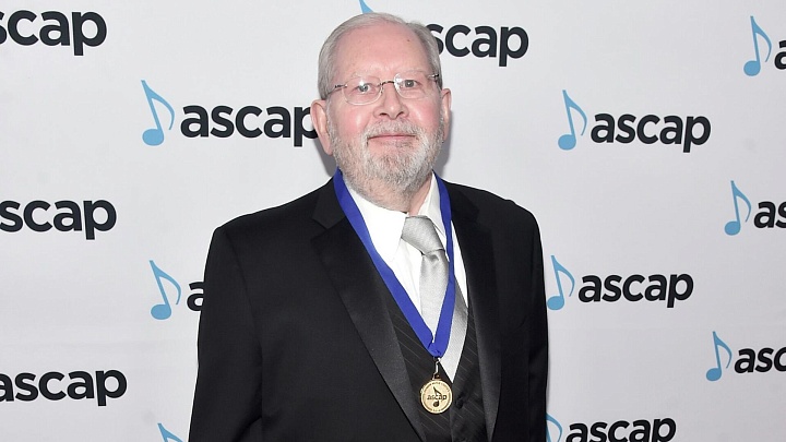 Умер композитор "Симпсонов" Альф Клаузен