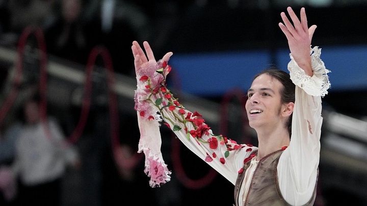 Гуменник заочно бьется с американцем: на чемпионате России — жара