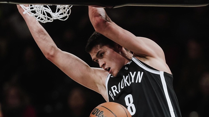 "Бруклин" обыграл "Вашингтон" в матче НБА, Демин набрал 4 очка